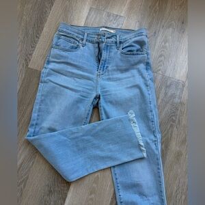 Levi’s 724 High Rise Straight cropped Jeans